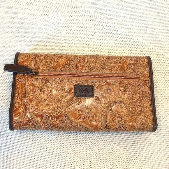 COPY - Relic Wallet w/Checkbook Insert Color:Brown Paisley NWOT - Picture 2 of 8